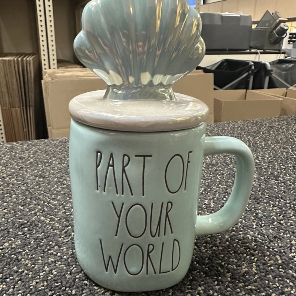 Seafoam Green Mug with Shell Lid